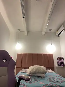 Snapshot of Iamcami_ chatting on March 2, 2026, 6:59 pm Iamcami online show from March 2, 2026, 6:59 pm