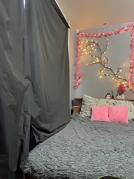 Adele Shy  online show from February 16, 2026, 6:09 am