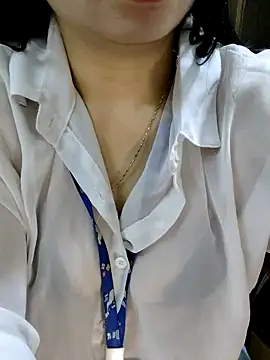 Snapshot of Arica_sexykiss chatting on February 5, 2026, 8:57 pm Arica sexykiss online show from February 5, 2026, 8:57 pm