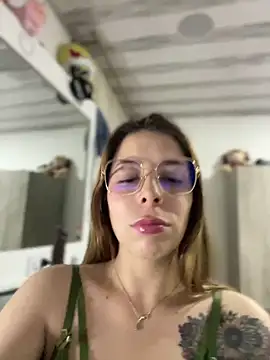NatalyPinky online show from May 15, 2026, 11:56 pm