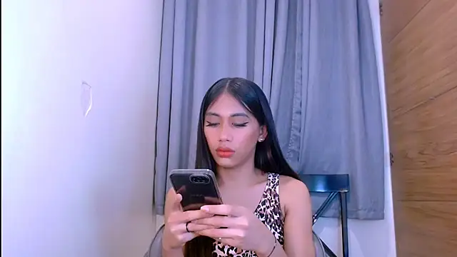 Snapshot of bigmeatcock_luna chatting on January 17, 2026, 2:27 am bigmeatcock luna online show from January 17, 2026, 2:27 am