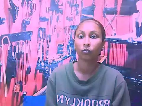 Snapshot of IndianSexyButt chatting on January 10, 2026, 6:37 am IndianSexyButt online show from January 10, 2026, 6:37 am