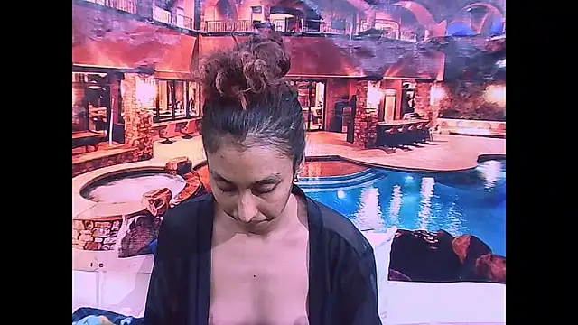 IndianSexyButt online show from April 18, 2026, 5:55 am