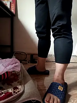 Lyna sexy24 online show from February 10, 2026, 7:01 am