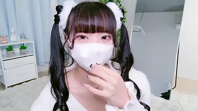 Snapshot of Nonn_chan chatting on March 13, 2026, 3:35 am Nonn chan online show from March 13, 2026, 3:35 am