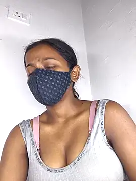 Snapshot of Royal-girl78 chatting on February 15, 2026, 4:47 pm Royal-girl78 online show from February 15, 2026, 4:47 pm