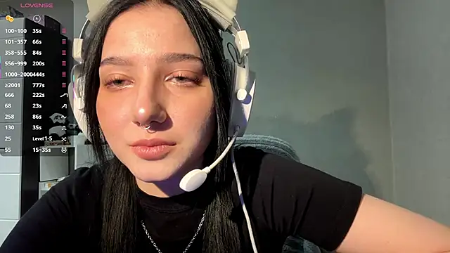 TomiRodenberg online show from January 12, 2026, 1:38 pm