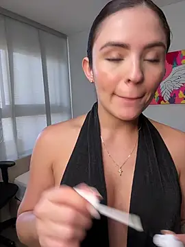 SofiaGomez444 online show from February 11, 2026, 4:01 pm