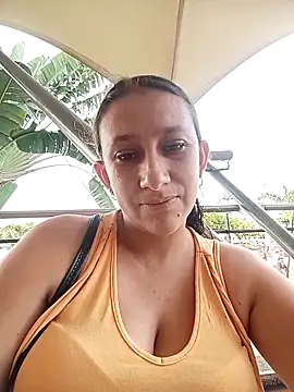 Snapshot of Andry-19 chatting on February 4, 2026, 9:09 pm Andry-19 online show from February 4, 2026, 9:09 pm