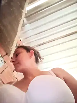 Snapshot of Andry-19 chatting on February 9, 2026, 7:07 pm Andry-19 online show from February 9, 2026, 7:07 pm