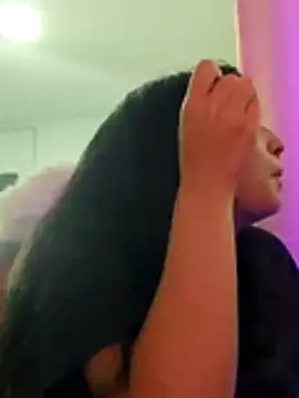 MeowMota  online show from March 25, 2026, 6:36 pm