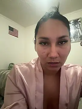 Mamassita96 online show from February 27, 2026, 10:32 pm