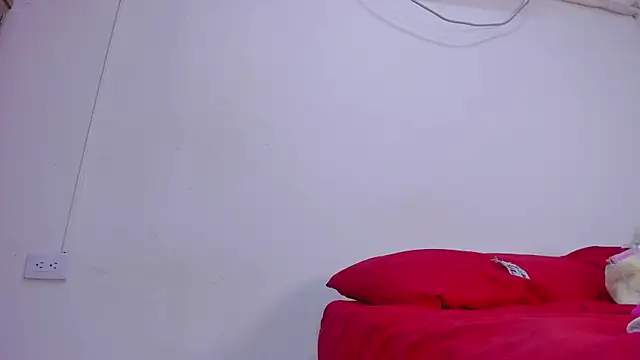Snapshot of vennuss19 chatting on May 27, 2026, 1:35 am vennuss19 online show from May 27, 2026, 1:35 am