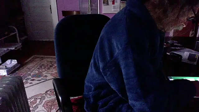 LickYourYoni online show from April 3, 2026, 2:04 pm