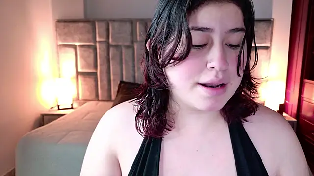 azul veraa online show from March 12, 2026, 12:22 pm