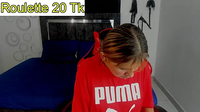 Snapshot of Bella_Blanca chatting on February 9, 2026, 12:09 pm Bella Blanca online show from February 9, 2026, 12:09 pm