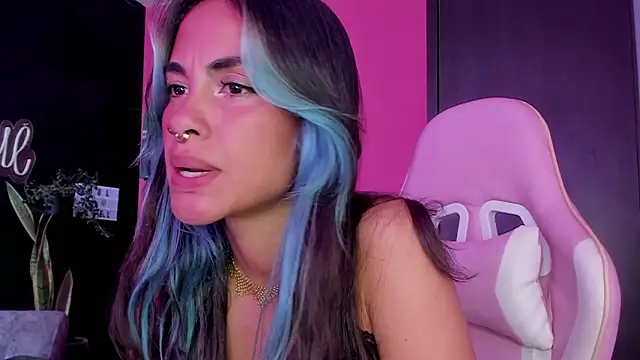 azula lillet online show from February 10, 2026, 3:27 pm