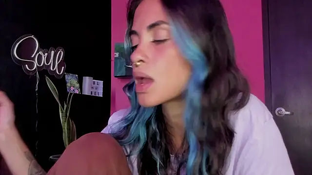 azula lillet online show from April 17, 2026, 9:29 pm