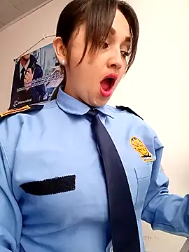 Alejandra N online show from March 6, 2026, 1:18 pm