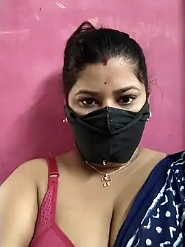 Snapshot of pinkisaha75 chatting on April 26, 2026, 12:52 am pinkisaha75 online show from April 26, 2026, 12:52 am