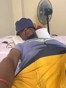 Snapshot of BigAndBeaut chatting on February 19, 2026, 8:32 am BigAndBeaut online show from February 19, 2026, 8:32 am