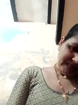 Hasmi hot09 online show from February 10, 2026, 2:32 pm