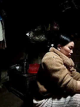 yu--yo online show from February 11, 2026, 11:59 am