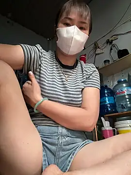 Snapshot of July-love chatting on February 27, 2026, 7:08 am July-love online show from February 27, 2026, 7:08 am