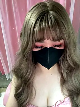 Snapshot of -Violet-t chatting on January 8, 2026, 7:21 am -Violet-t online show from January 8, 2026, 7:21 am