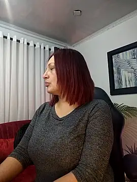 Snapshot of VictoriaPaker chatting on January 14, 2026, 11:38 am VictoriaPaker online show from January 14, 2026, 11:38 am