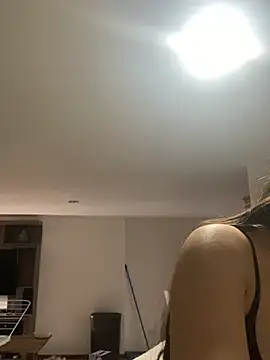  wtdreamgirl online show from March 10, 2026, 5:18 pm