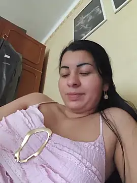 Sonja200 online show from May 20, 2026, 1:06 pm