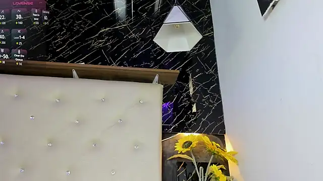 Renata blue online show from February 25, 2026, 9:13 pm