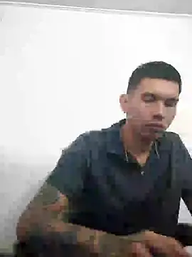 Scook Gray  online show from April 1, 2026, 4:26 pm