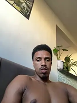 LorenzoBlack27 online show from May 3, 2026, 8:04 pm