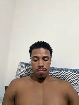 LorenzoBlack27 online show from May 15, 2026, 11:23 pm