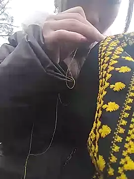 Snapshot of Hina2xx chatting on January 8, 2026, 3:09 am Hina2xx online show from January 8, 2026, 3:09 am