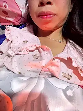 Snapshot of Mayly_lucky2 chatting on January 12, 2026, 5:07 pm Mayly lucky2 online show from January 12, 2026, 5:07 pm