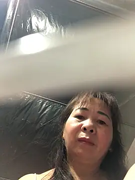 Snapshot of -Mery- chatting on February 28, 2026, 6:09 pm -Mery- online show from February 28, 2026, 6:09 pm