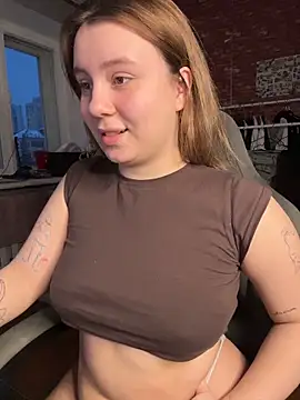 AnnaSeint online show from February 21, 2026, 1:56 pm