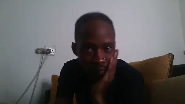 Snapshot of Winterslender chatting on April 17, 2026, 7:22 am Winterslender online show from April 17, 2026, 7:22 am