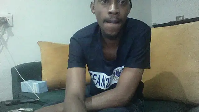 Snapshot of Winterslender chatting on April 18, 2026, 7:07 pm Winterslender online show from April 18, 2026, 7:07 pm