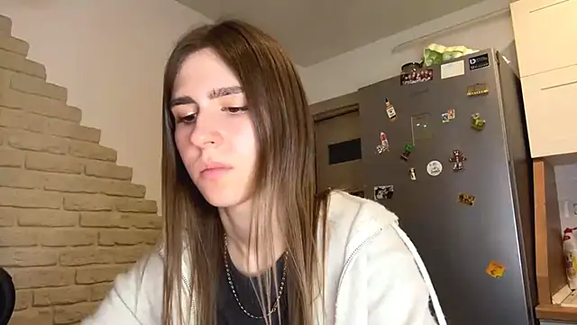 ElsieKuhlmann online show from April 11, 2026, 7:51 pm