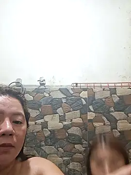 Snapshot of Seductive_Two0205 chatting on February 26, 2026, 11:20 am Seductive Two0205 online show from February 26, 2026, 11:20 am