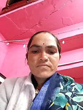 Snapshot of Sonam15884 chatting on February 6, 2026, 2:27 am Sonam15884 online show from February 6, 2026, 2:27 am