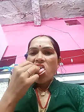 Snapshot of Sonam15884 chatting on March 1, 2026, 1:13 pm Sonam15884 online show from March 1, 2026, 1:13 pm