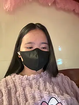 Gwen879 online show from February 3, 2026, 3:04 am