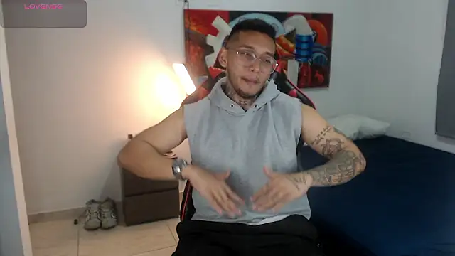 Snapshot of EvanVelvet chatting on February 3, 2026, 1:26 am EvanVelvet online show from February 3, 2026, 1:26 am