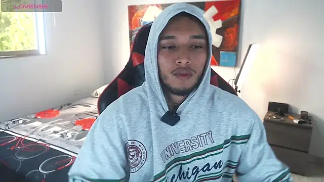 Snapshot of EvanVelvet chatting on February 26, 2026, 1:43 pm EvanVelvet online show from February 26, 2026, 1:43 pm