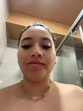 Snapshot of Veronica_Wins_ chatting on February 7, 2026, 12:31 pm Veronica Wins online show from February 7, 2026, 12:31 pm